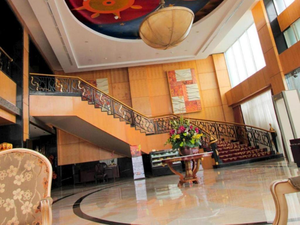 Grand Basko Hotel ปาดัง ภายนอก รูปภาพ