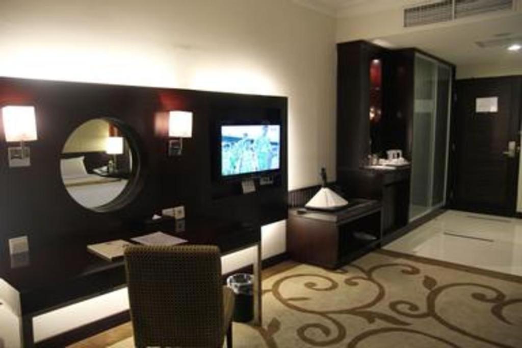Grand Basko Hotel ปาดัง ภายนอก รูปภาพ
