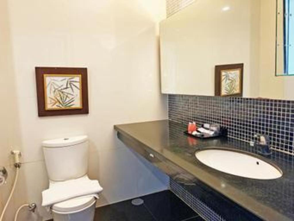 Grand Basko Hotel ปาดัง ภายนอก รูปภาพ